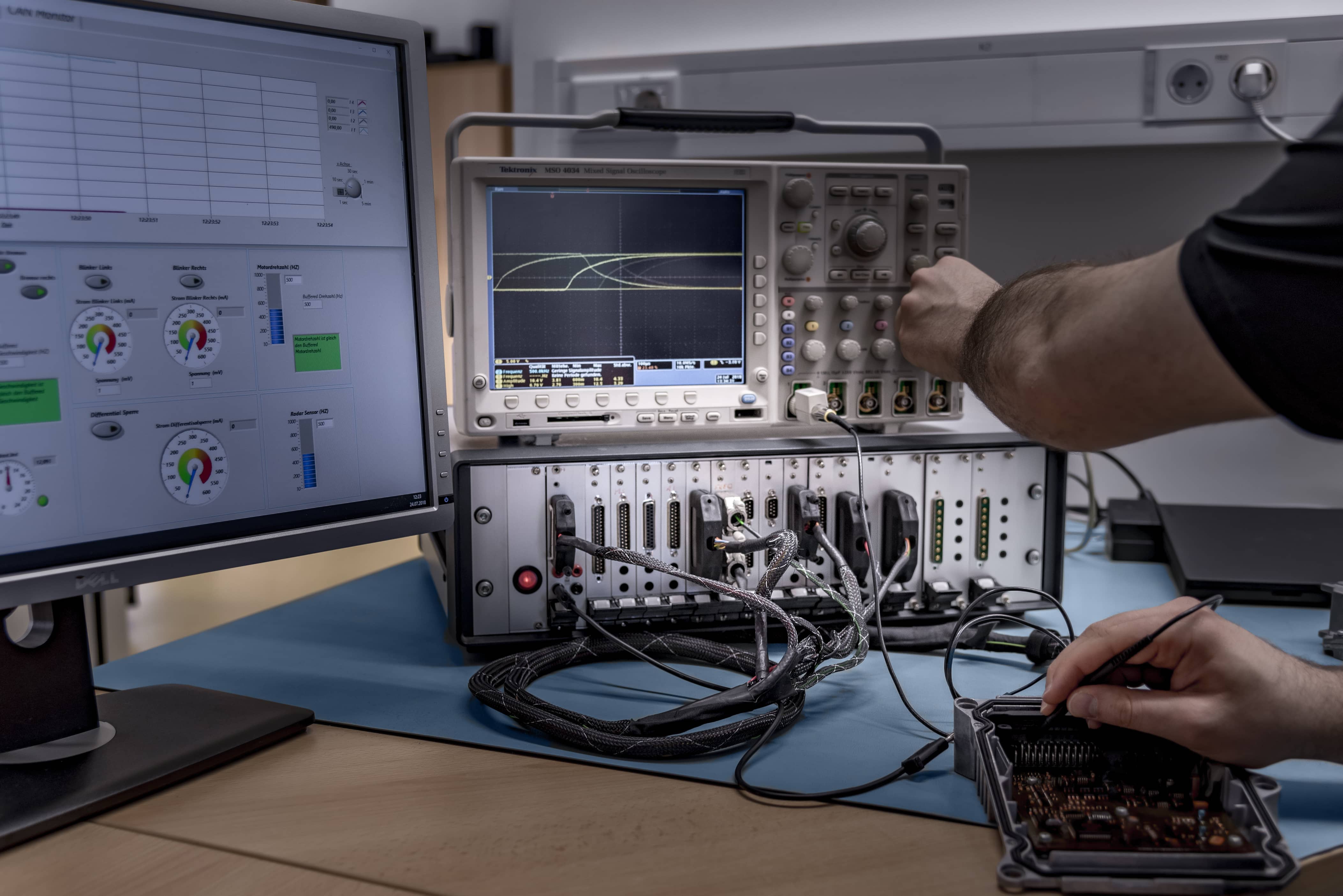 Fejlfinding på styreenheder hos Ilgenfritz Mechatronics Fejlfinding på styreenheder hos Ilgenfritz Mechatronics